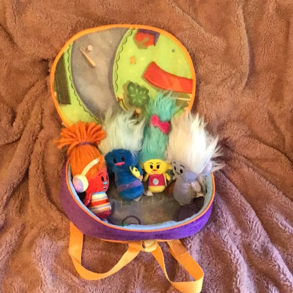 Hallmark itty bittys plush dolls with backpack.